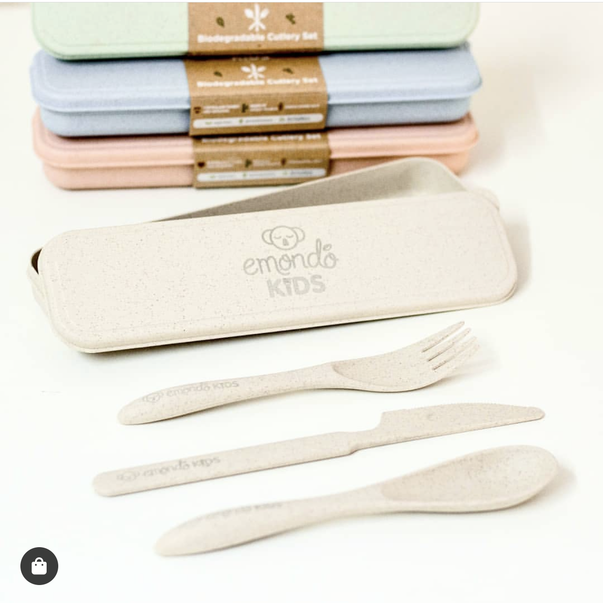 Eco Cutlery Set: Each box contains 1 x fork, 1 x knife, 1 x spoon.